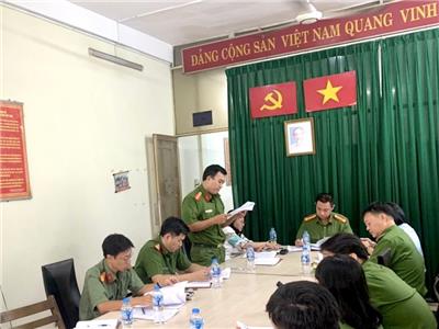 Image: HỘI NGHỊ TỔNG KẾT CÔNG TÁC CÔNG AN PHƯỜNG 1 NĂM 2022, TRIỂN KHAI CHƯƠNG TRÌNH NĂM 2023